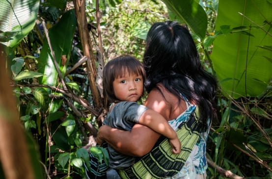 Pessoas do povo Kaapor na Amazônia